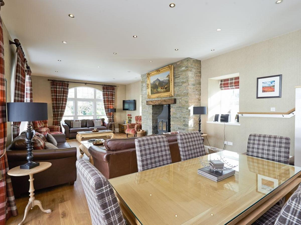 Clachan of Glendaruel Home Farm Cottages, Glendaruel, Argyll. Scotland מראה חיצוני תמונה