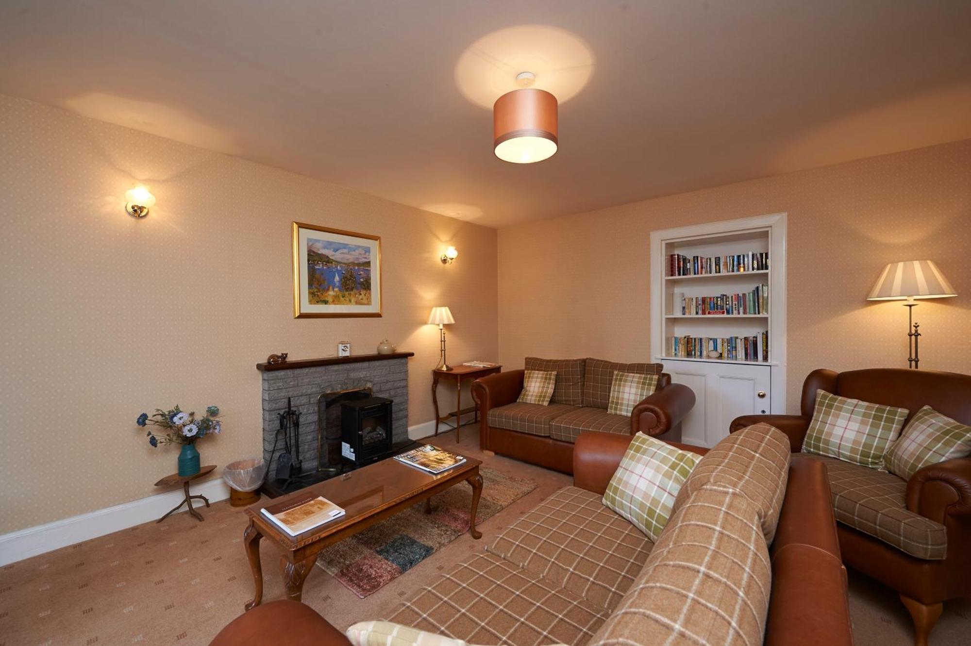 Clachan of Glendaruel Home Farm Cottages, Glendaruel, Argyll. Scotland מראה חיצוני תמונה