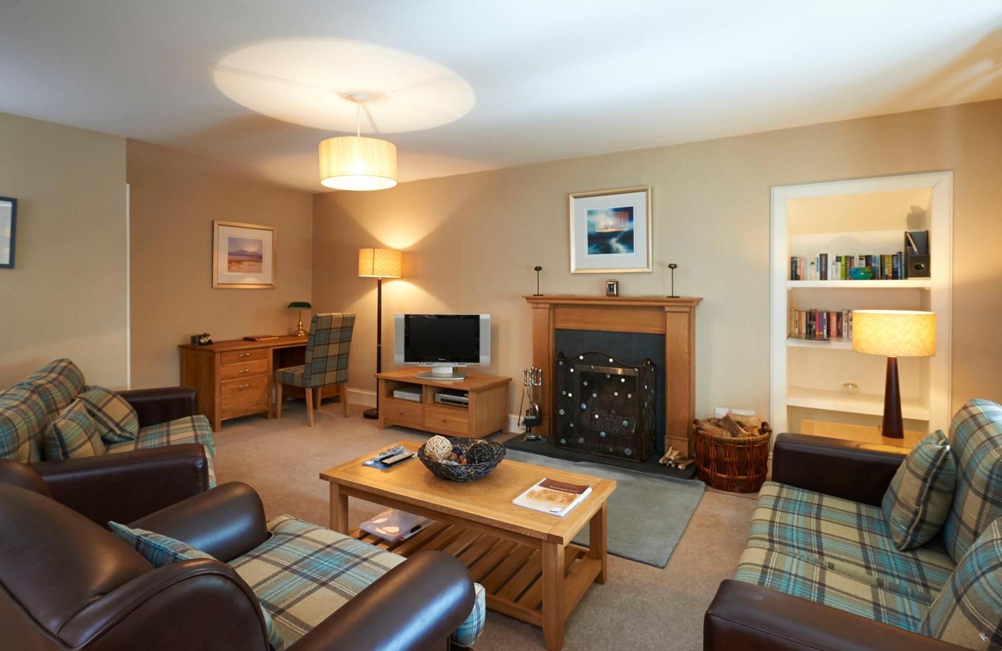 Clachan of Glendaruel Home Farm Cottages, Glendaruel, Argyll. Scotland מראה חיצוני תמונה